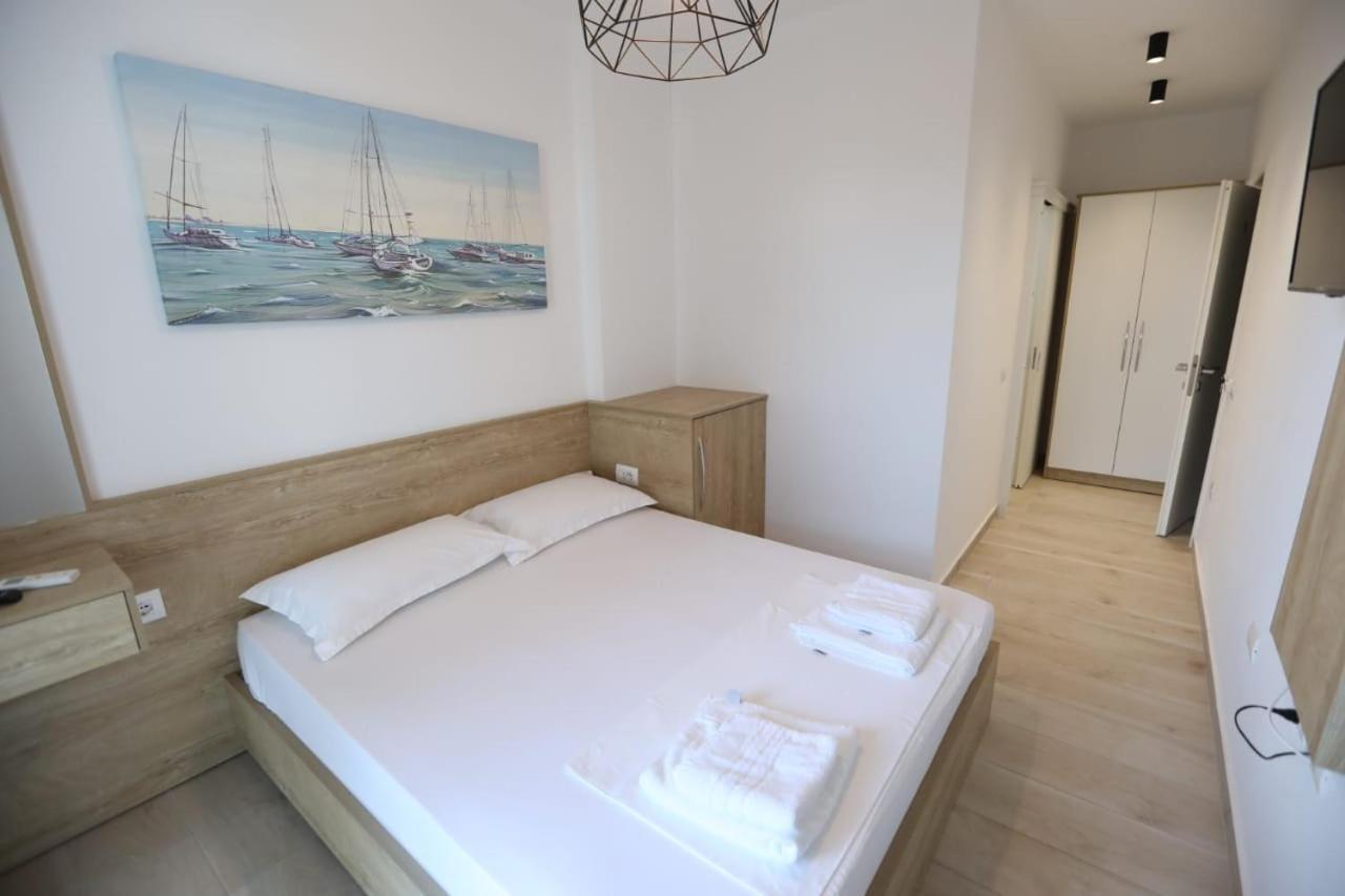 Apart-Hotel Alvi Sarande Exterior photo