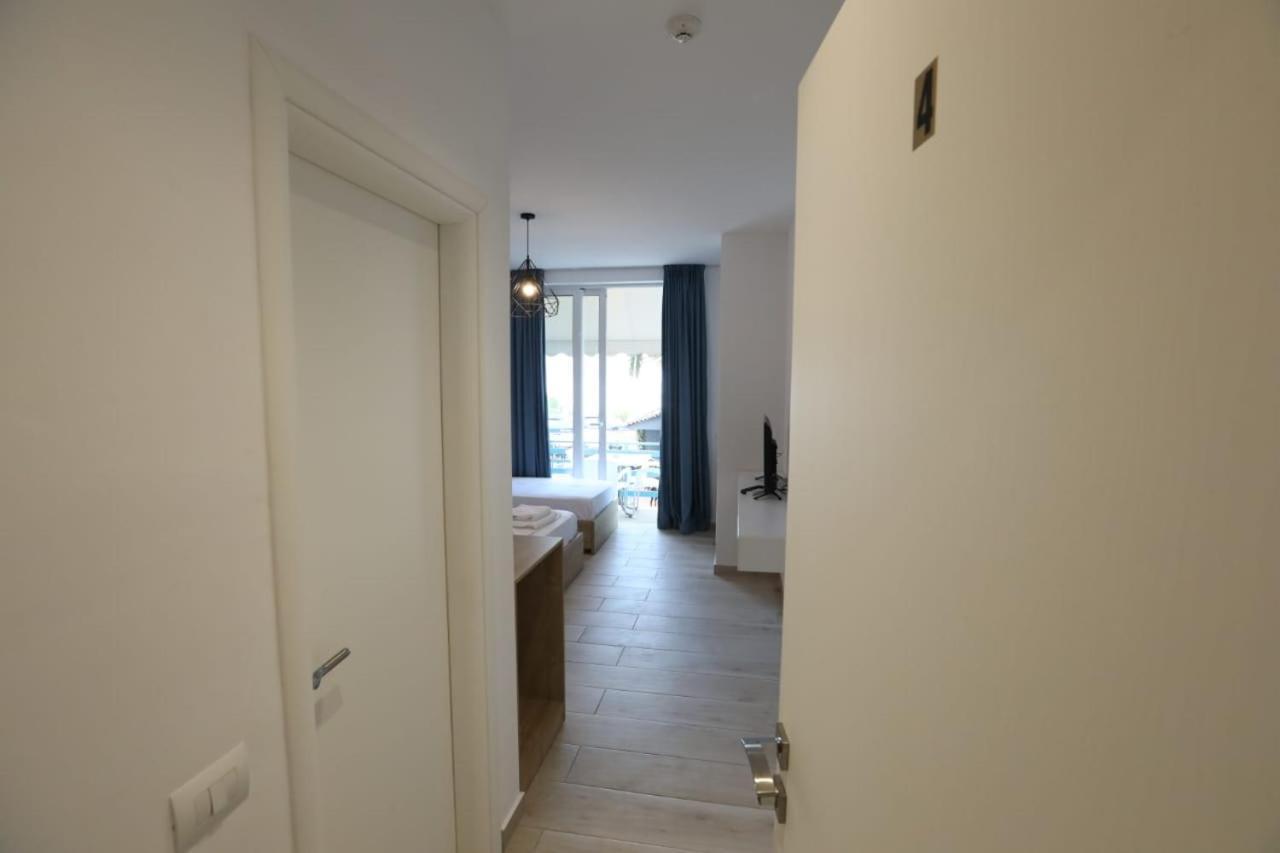 Apart-Hotel Alvi Sarande Exterior photo